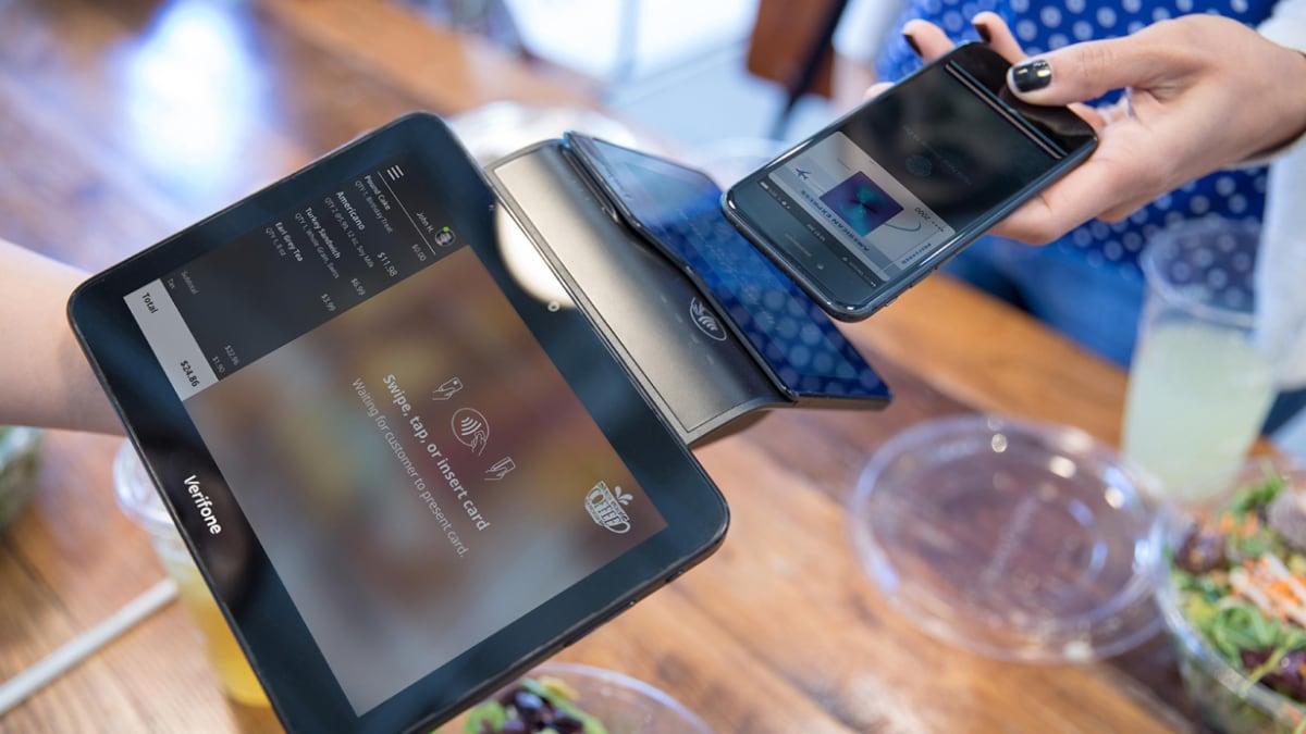 Verifone Carbon 8 smart POS terminal