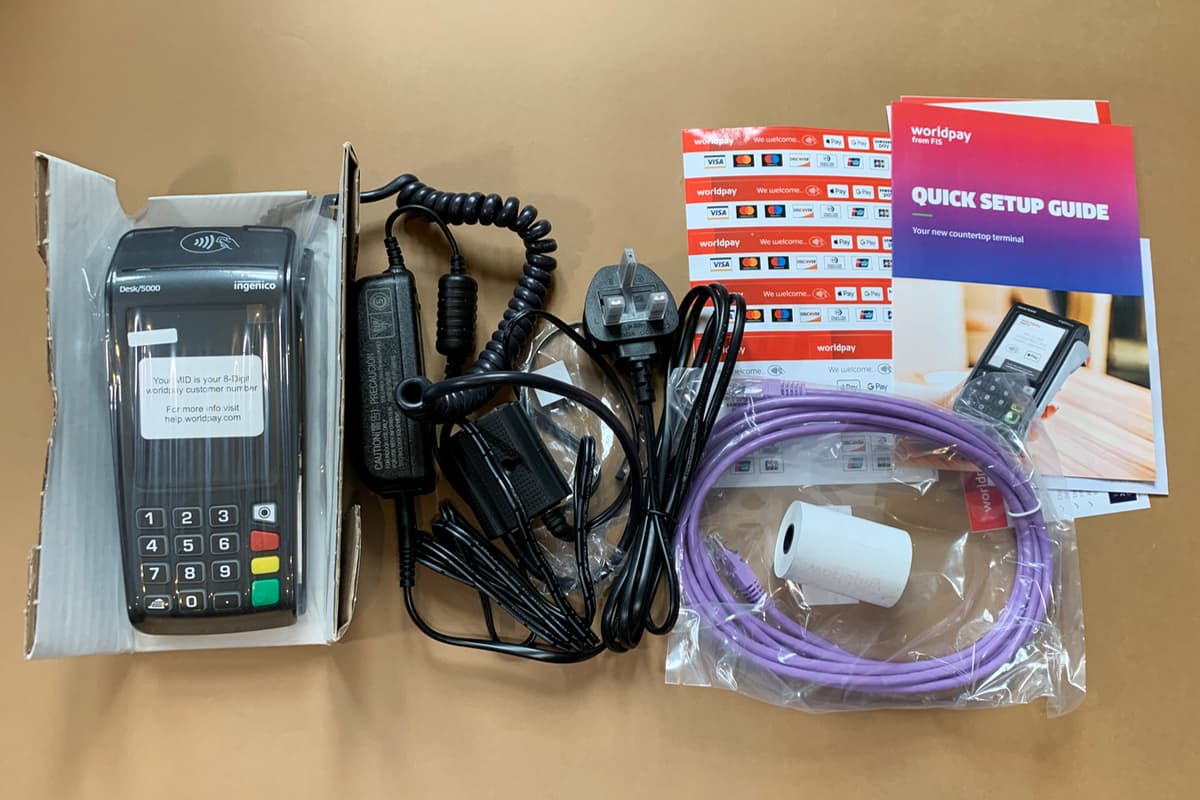 Unboxing Worldpay’s countertop card machine