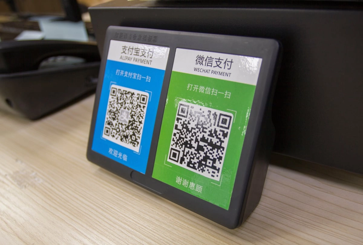 Alipay and WeChat Pay QR codes