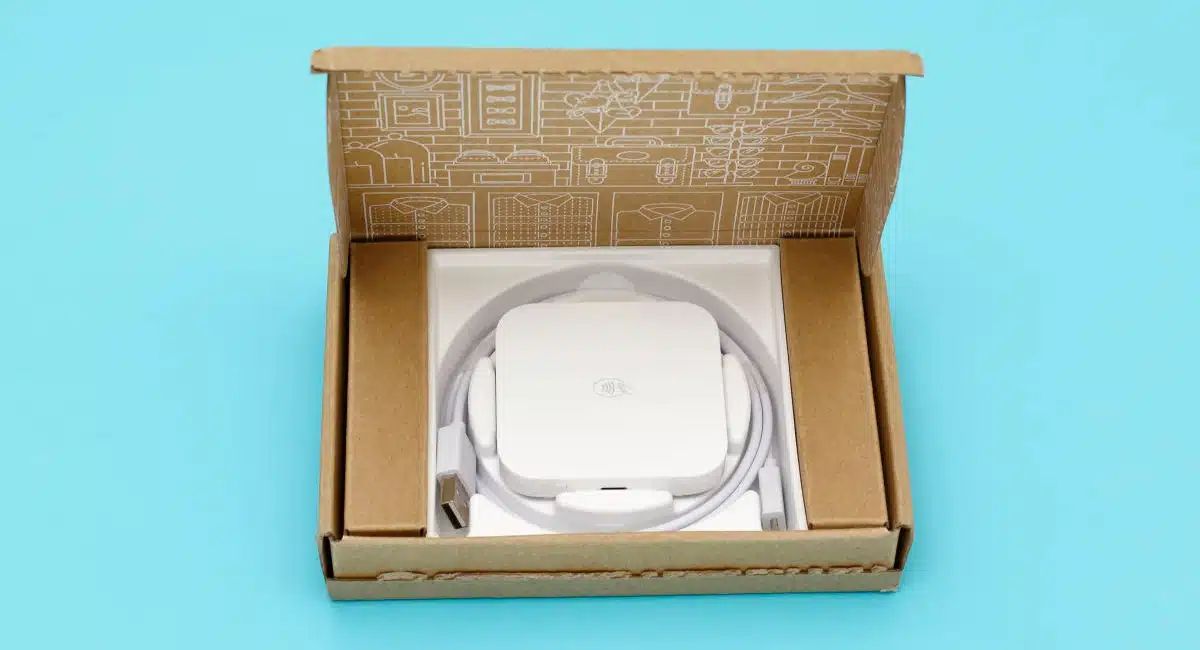 Square Reader in packaging