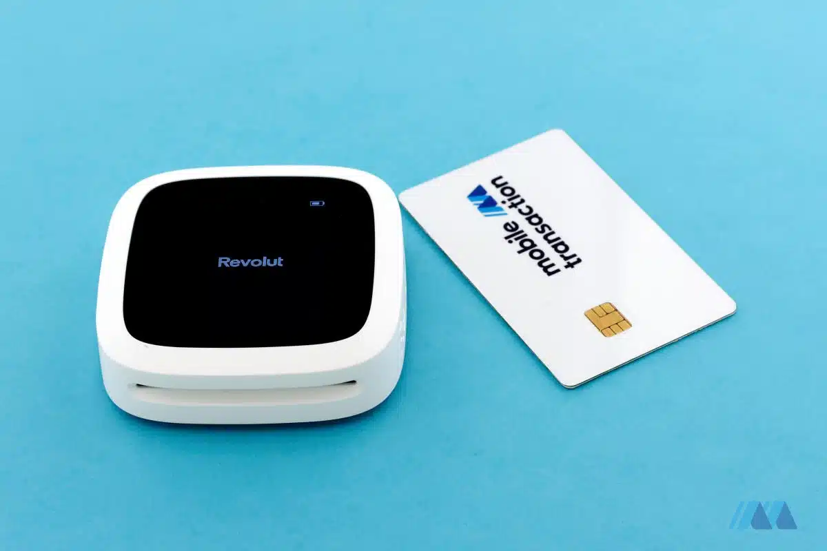 Revolut Reader with Mobile Transaction card