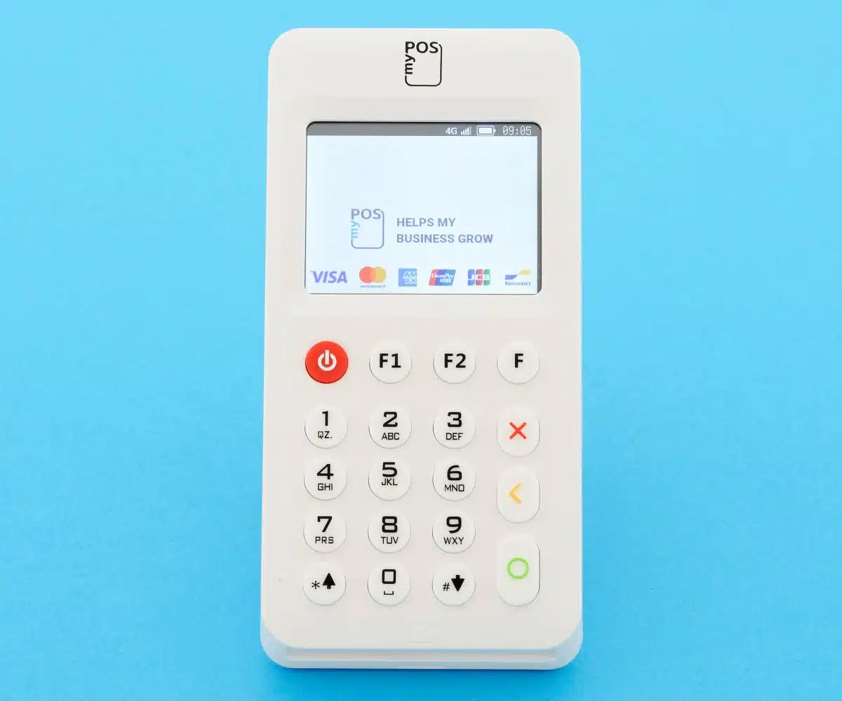 Our myPOS Go 2 card reader looks simple, but can do more than we expected