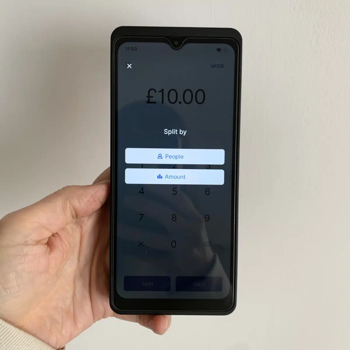 Zeller’s split bill function is limited to card payments and the custom amount mode You can only split a bill in 'Card' mode